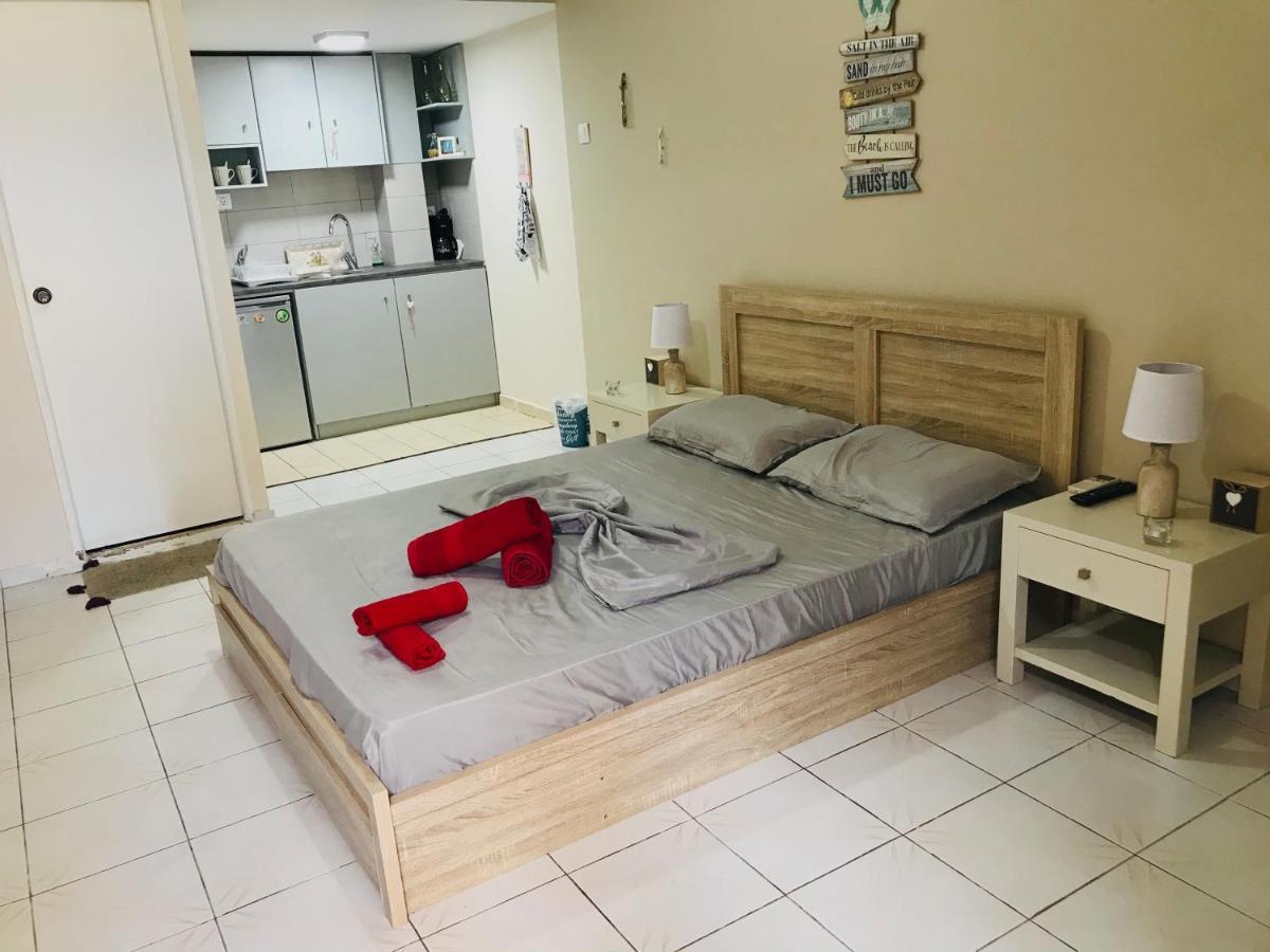 אנביסוס Seaview Apartments מראה חיצוני תמונה