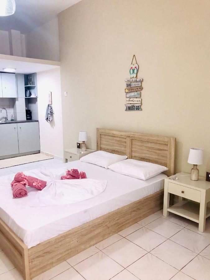 אנביסוס Seaview Apartments מראה חיצוני תמונה